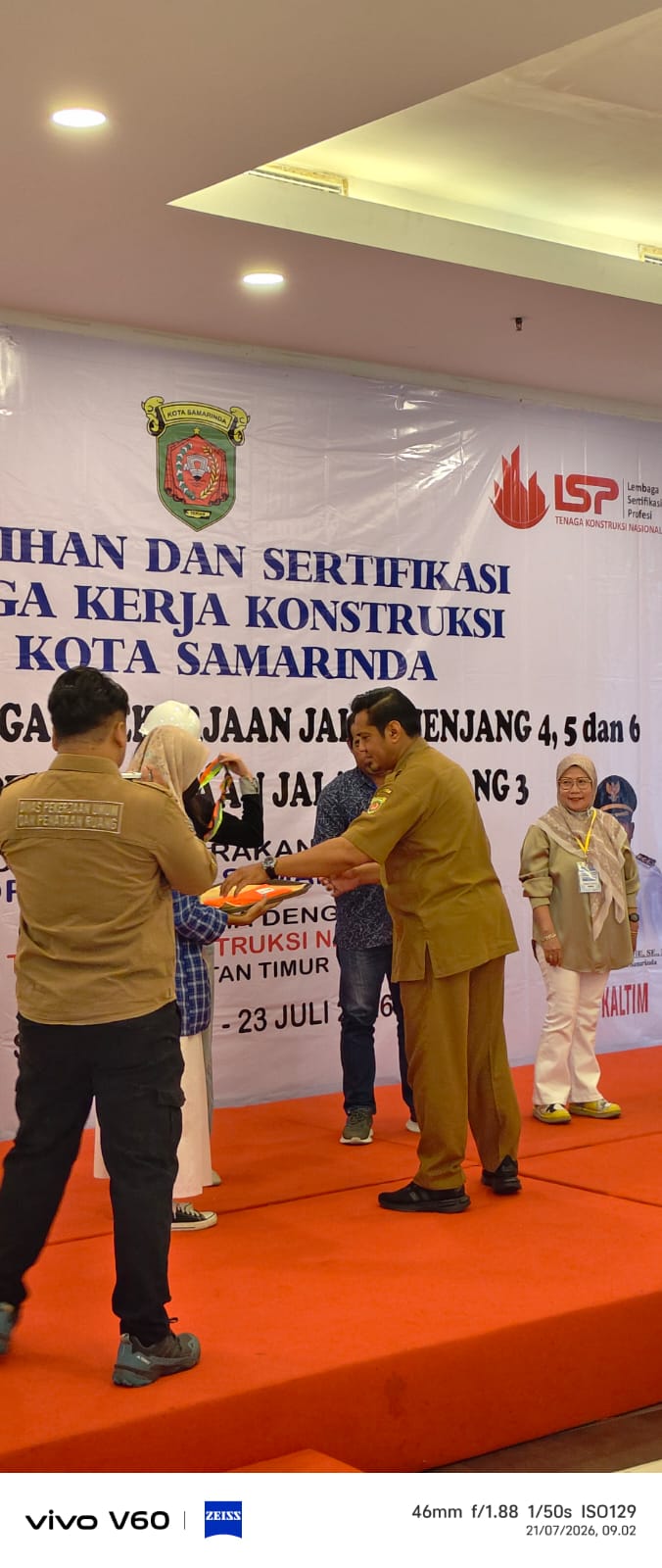 PELATIHAN DAN SERTIFIKASI Tenaga Kerja Konstruksi di Kota Samarinda Kegiatan Penyelenggaraan Pelatihan Tenaga Terampil Konstruksi