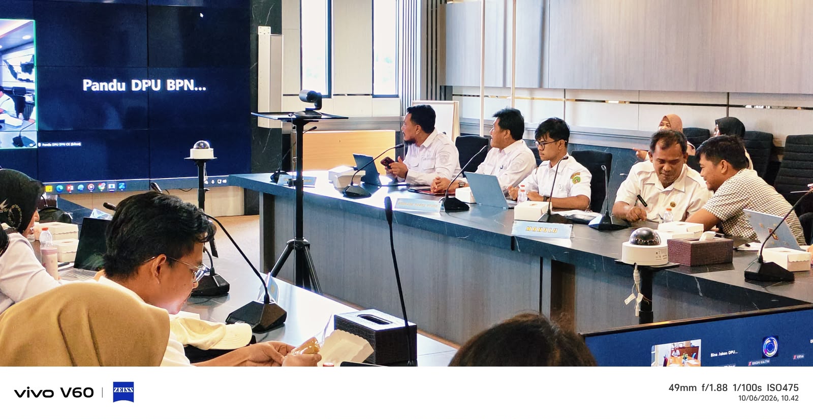 Bina Konstruksi Dinas PUPR Kota Samarinda Menghadiri  Kegiatan Pembinaan Sub Urusan Jasa Konstruksi Kabupaten/Kota se-Kalimantan Timur yang berlangsung di Ruang Rapat Kepala Dinas PUPR & PERA